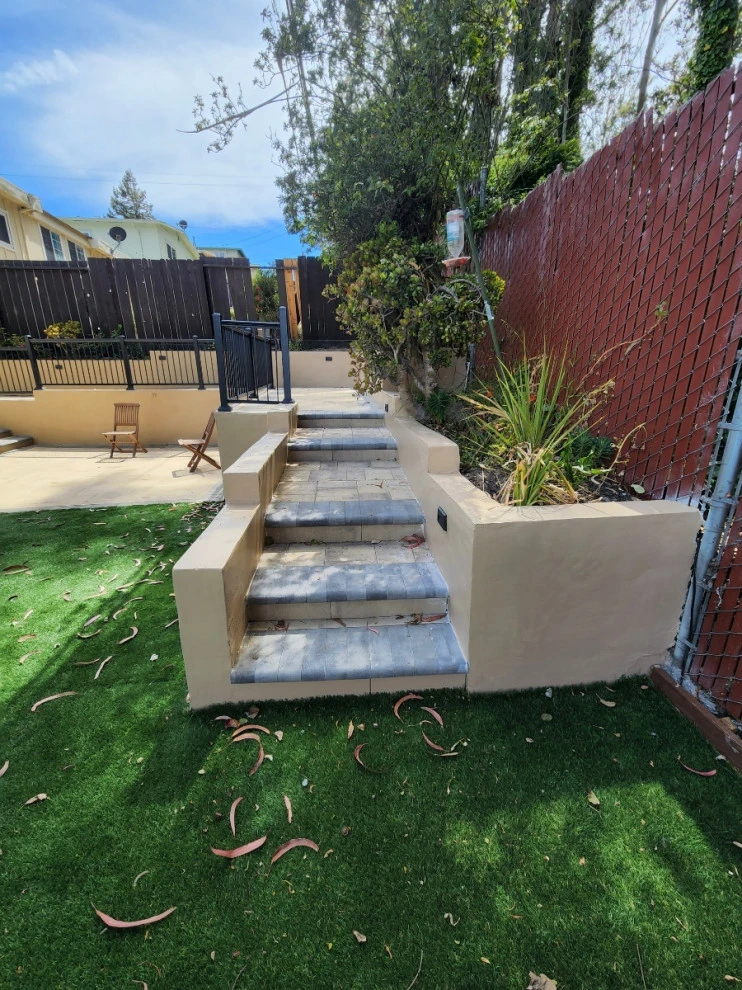 Backyard redo: artifical turf and pavers by Westcoast Hardscape - Photo 5