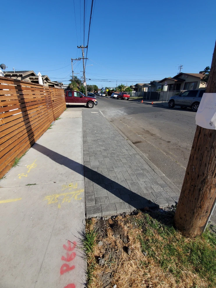 walkway in Oakland by Westcoast Hardscape - Photo 2