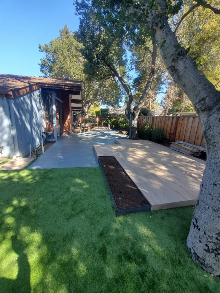 Front and backyard project by Westcoast Hardscape - Photo 4