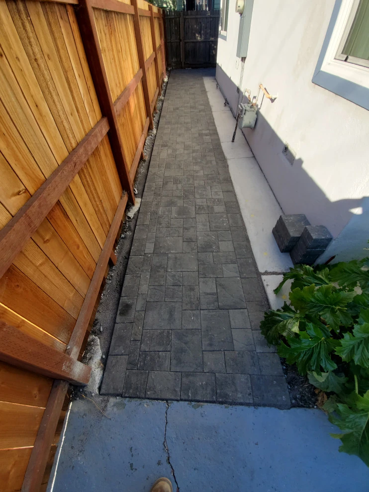 walkway in Oakland by Westcoast Hardscape - Photo 6