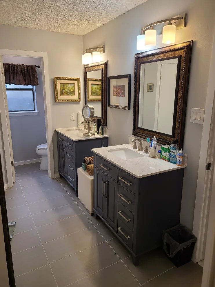 San Antonio Bathroom Renovation by Franklin & Zaldivar Architecture And Planning - Photo 4