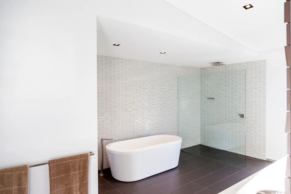 modern ranch home designs by Threadgold Architecture + Construction - Photo 8
