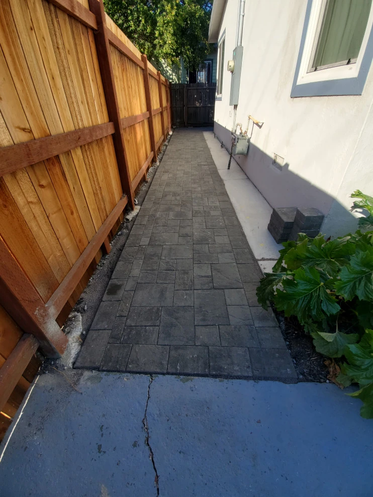walkway in Oakland by Westcoast Hardscape - Photo 4