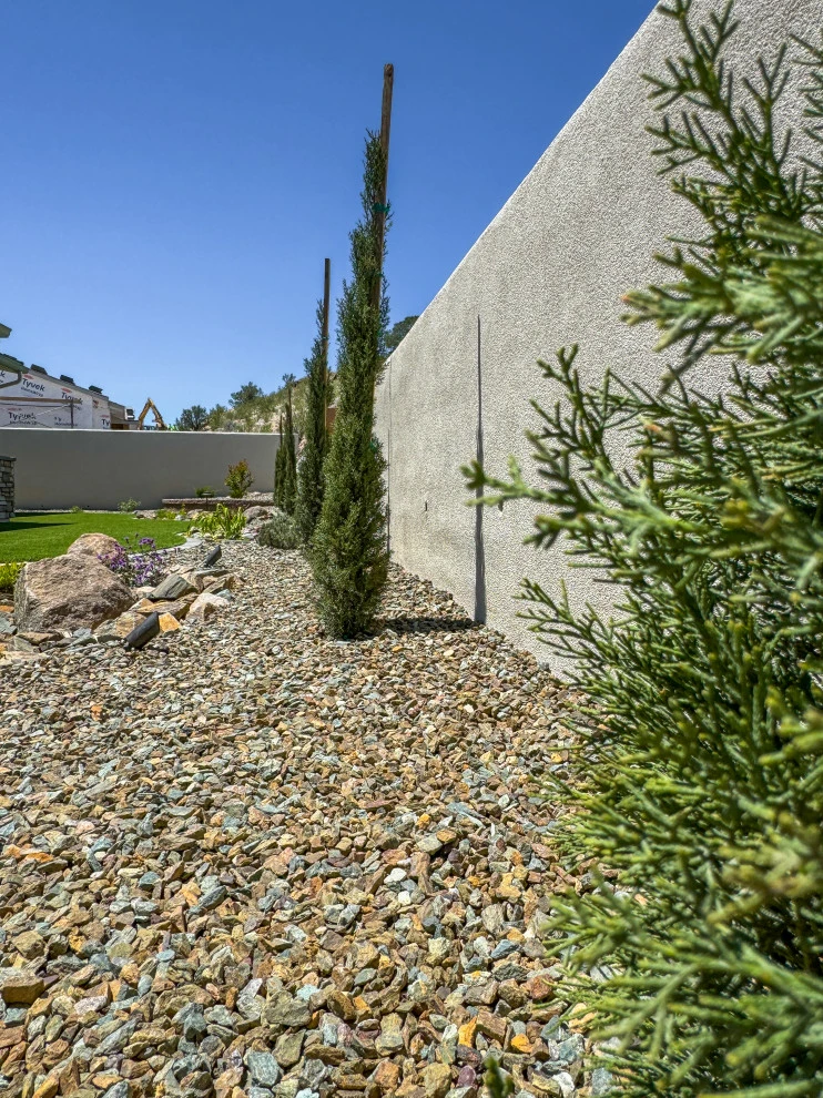 Hampton Residence by Yavapai Landscaping - Photo 11