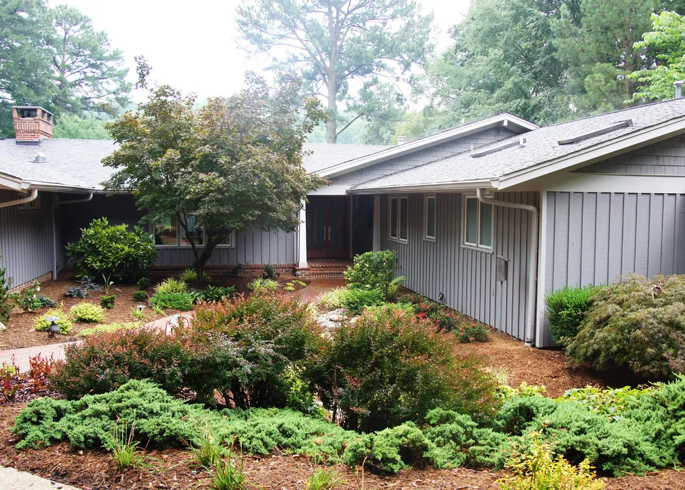 Chapel Hill Lake House Revamp by Sophie Piesse Architect, PA - Photo 14