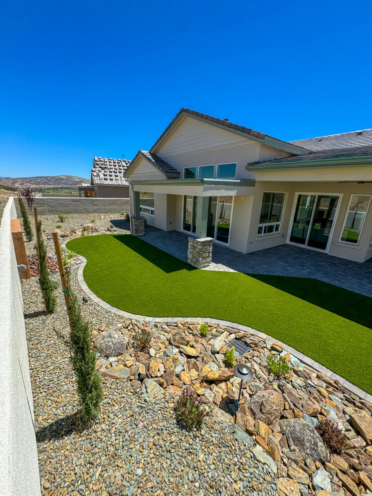 Hampton Residence by Yavapai Landscaping - Photo 18
