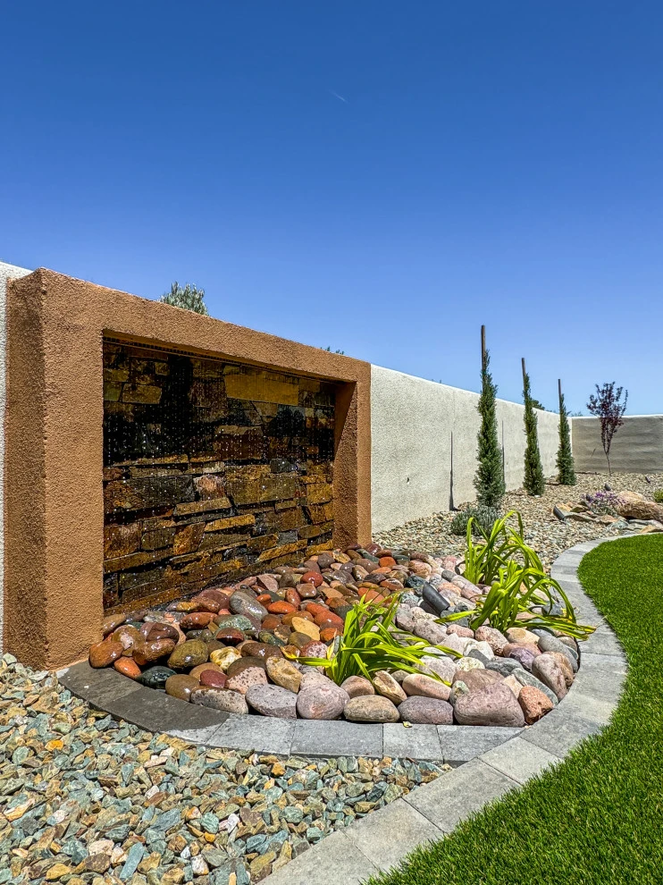 Hampton Residence by Yavapai Landscaping - Photo 2