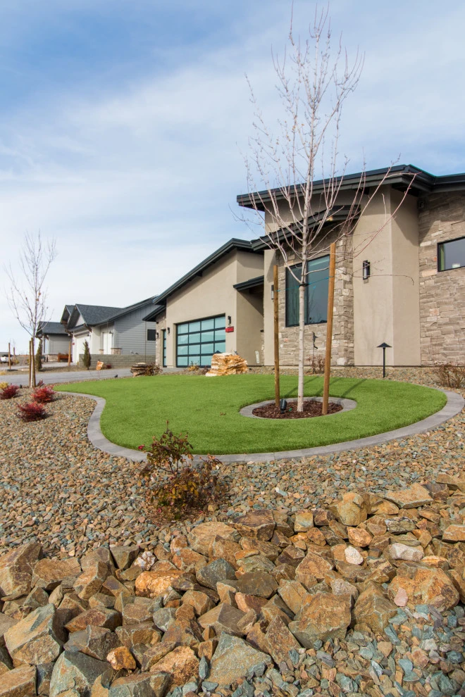 Schow Residence by Yavapai Landscaping - Photo 4
