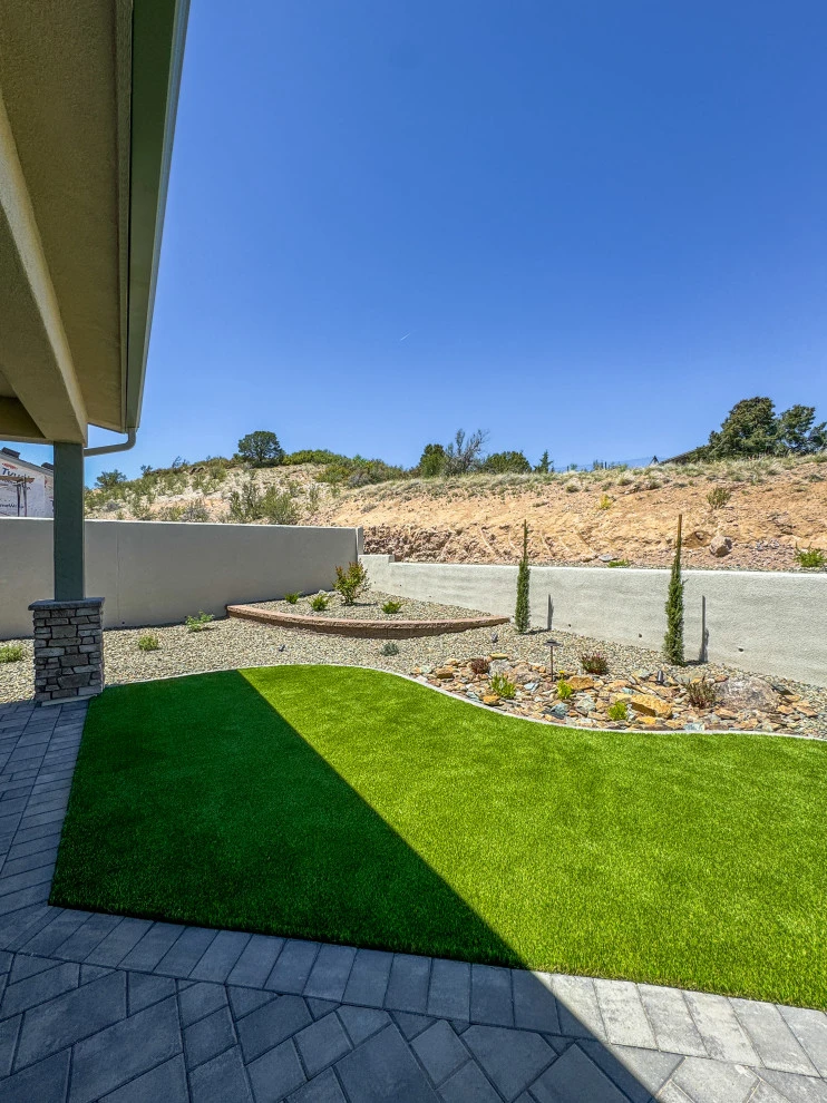Hampton Residence by Yavapai Landscaping - Photo 9