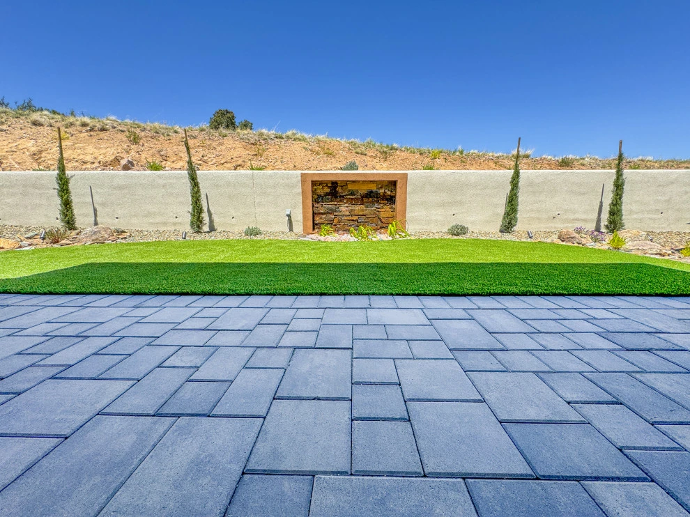 Hampton Residence by Yavapai Landscaping - Photo 15