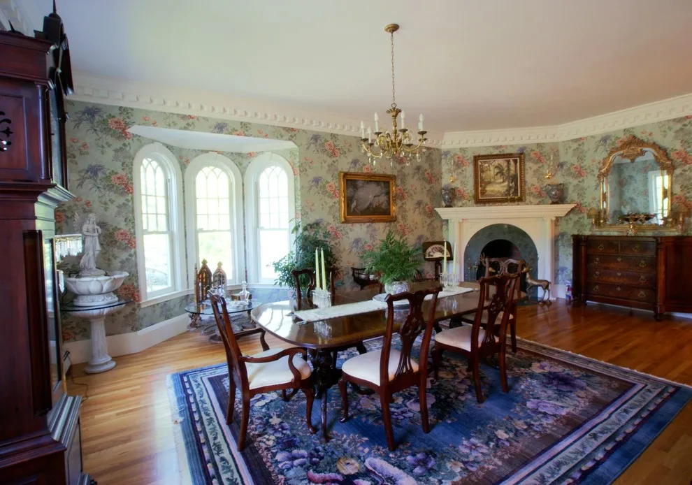 National Colonial by Cummings Architecture + Interiors - Photo 4