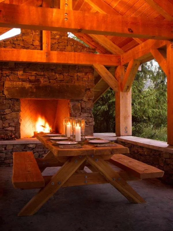 Decatur Island Residence by Garret Cord Werner Architects & Interior Designers - Photo 2