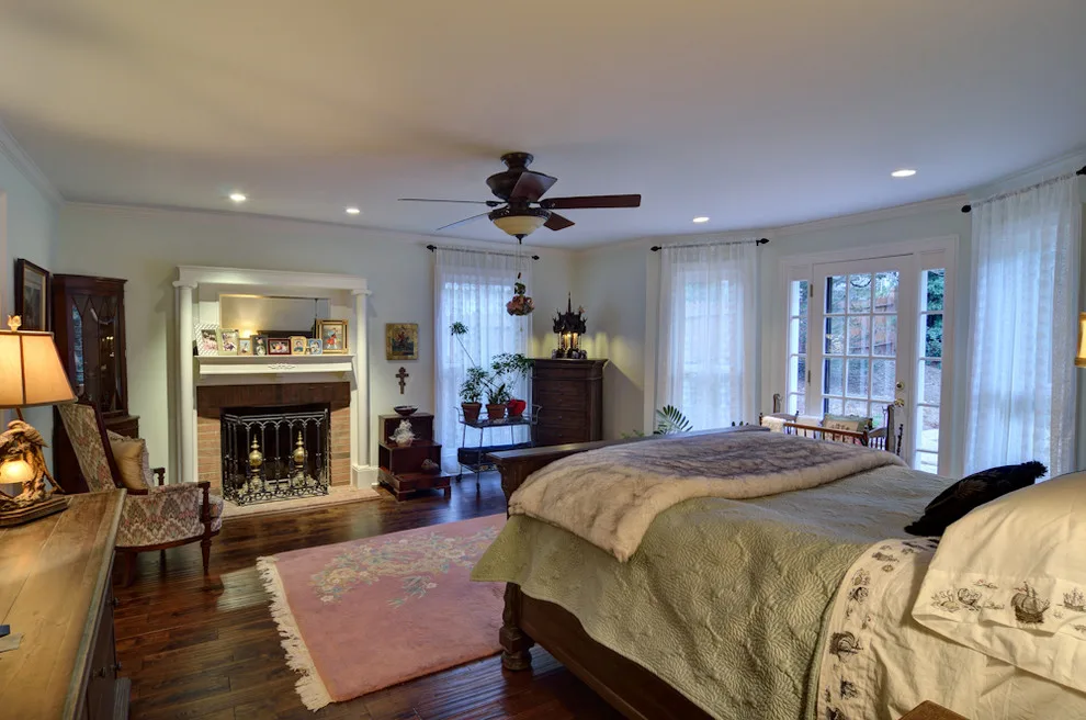 Classic Complete Home Renovation - Gainesville by Hagan Architects, Inc. - Photo 21