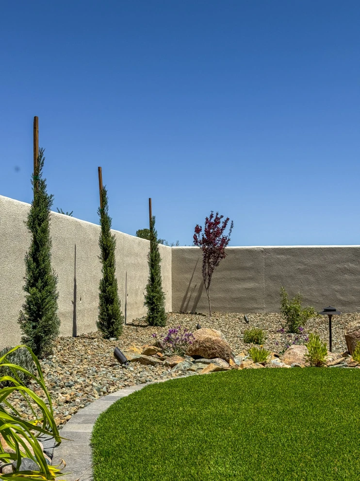 Hampton Residence by Yavapai Landscaping - Photo 28