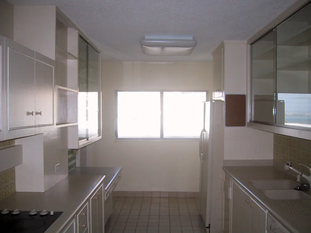 Gold Coast Apartments by Lapis Design Partners - Photo 2