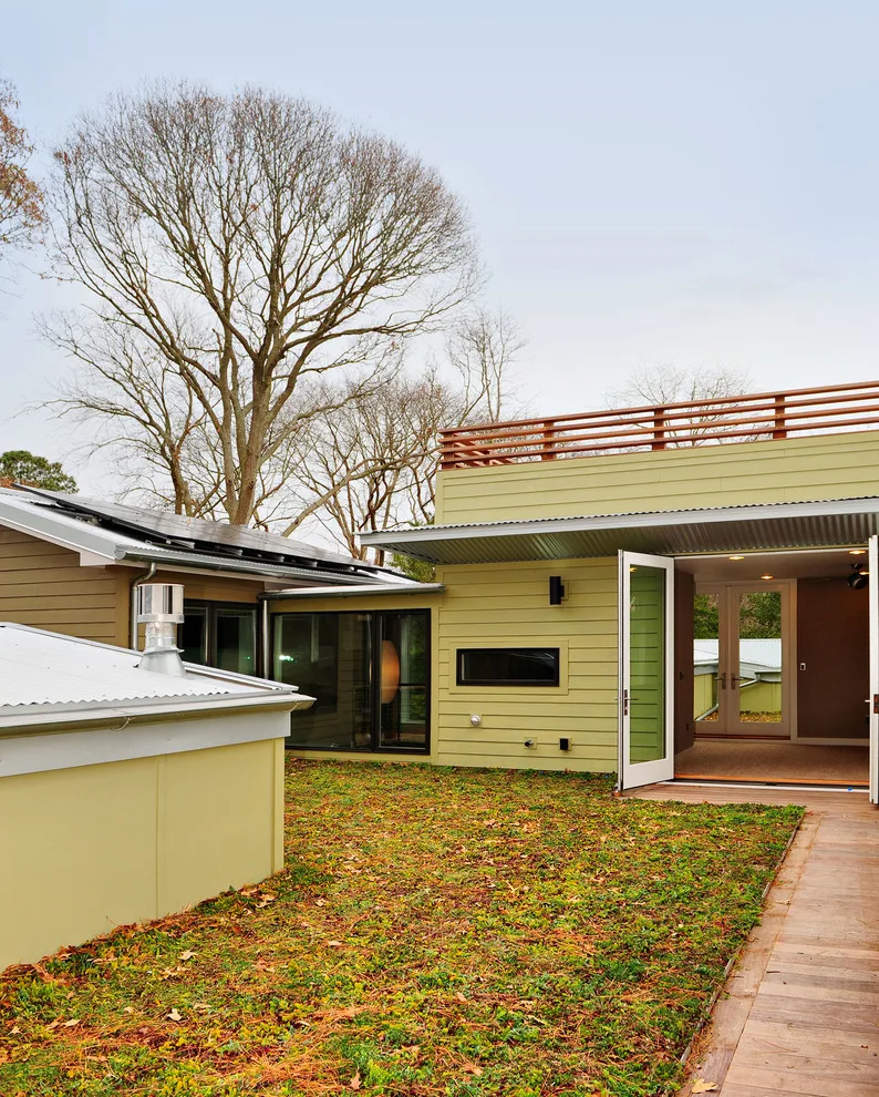 Contemporary Home with a Nautical Aesthetic by David D. Quillin Architecture - Photo 7