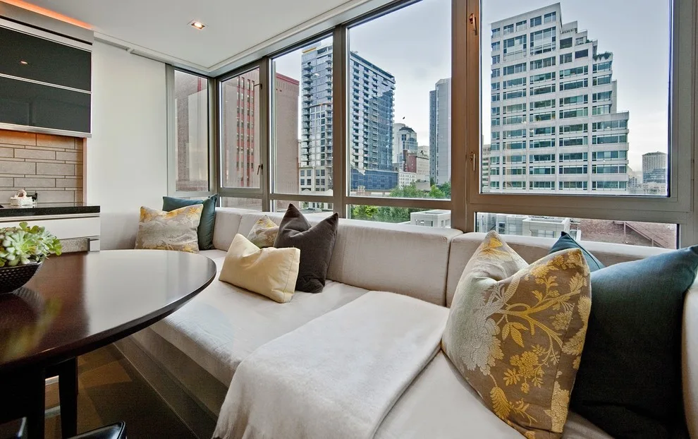 Seattle Apartment by Garret Cord Werner Architects & Interior Designers - Photo 4