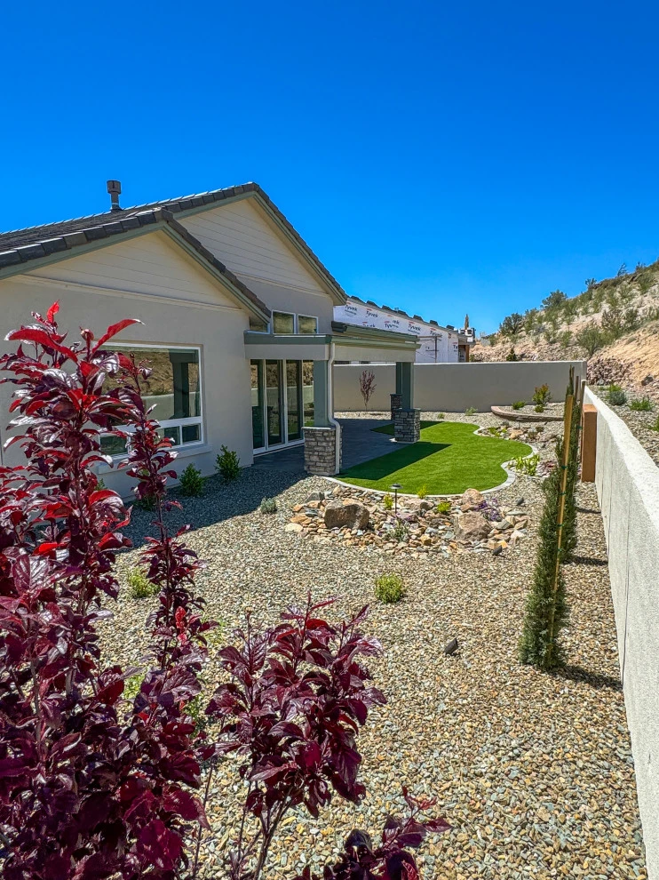 Hampton Residence by Yavapai Landscaping - Photo 27