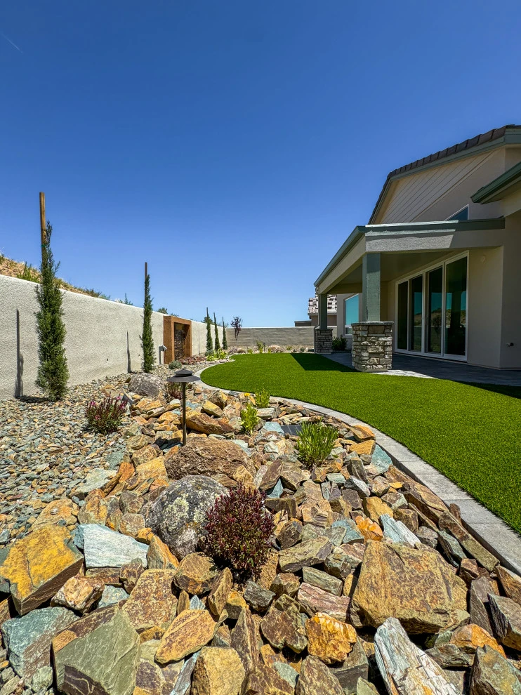 Hampton Residence by Yavapai Landscaping - Photo 17