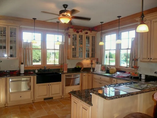 Interior Elements and Characteristics by Florez Design Studio, Inc - Photo 4