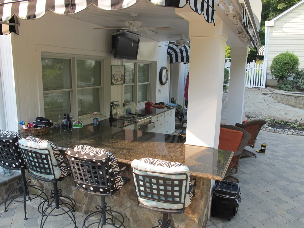 The Downs Estate Pool & Bar Area by Honeysuckle Nursery & Design - Photo 9