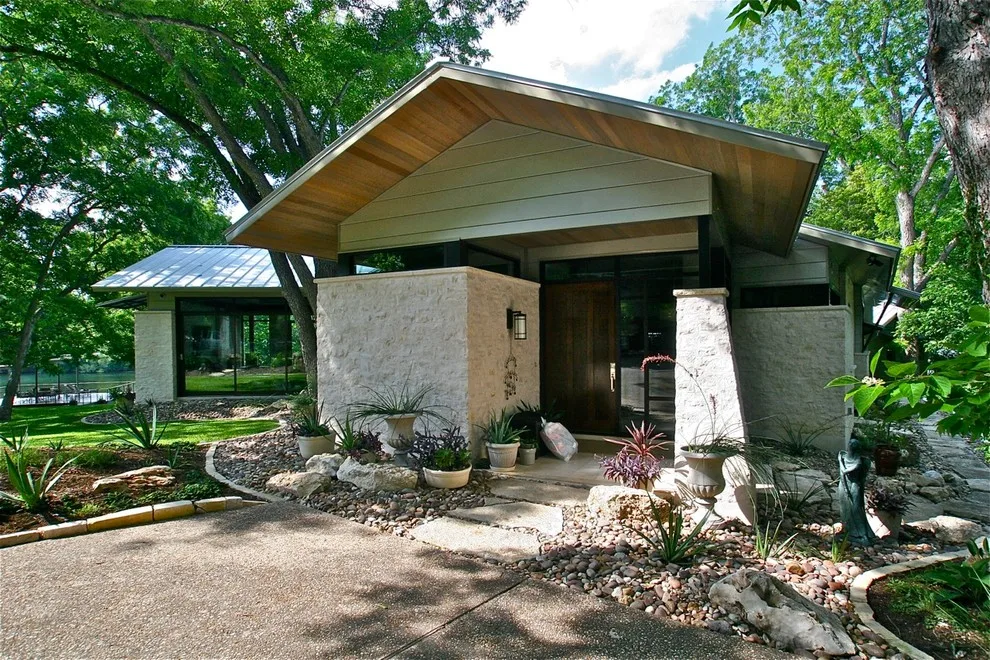 Lakeshore Escape by Barley|Pfeiffer Architecture - Photo 29