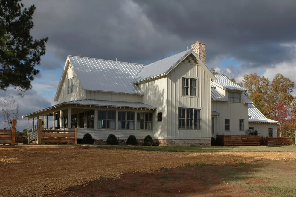 Northern Mississippi Farmhouse by John Harrison Jones, AIA Architect - Photo 2