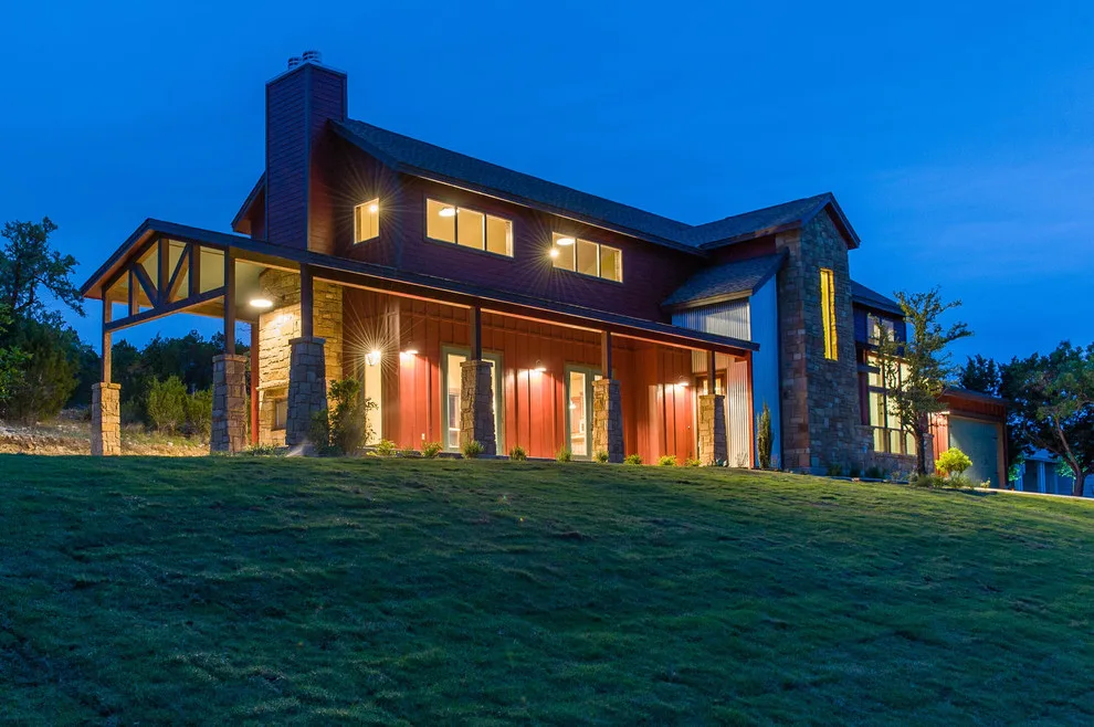 Contemporary Farmhouse - Agave Custom Homes by Barron Custom Design, LLC - Photo 16
