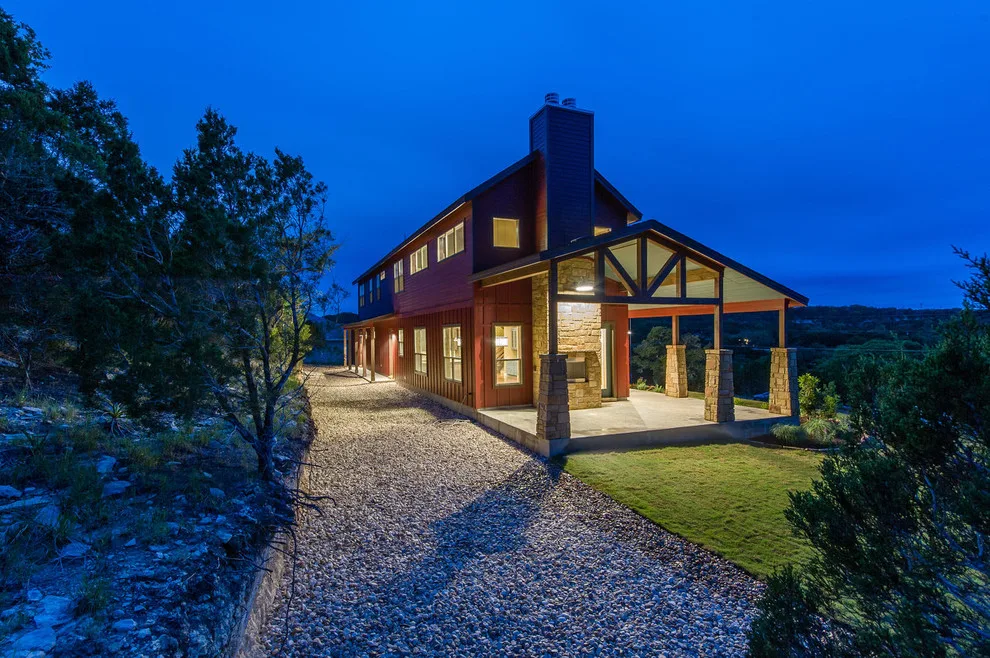 Contemporary Farmhouse - Agave Custom Homes by Barron Custom Design, LLC - Photo 7