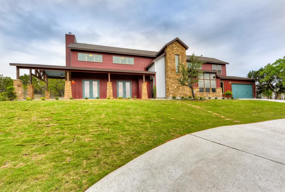 Contemporary Farmhouse - Agave Custom Homes by Barron Custom Design, LLC - Photo 14