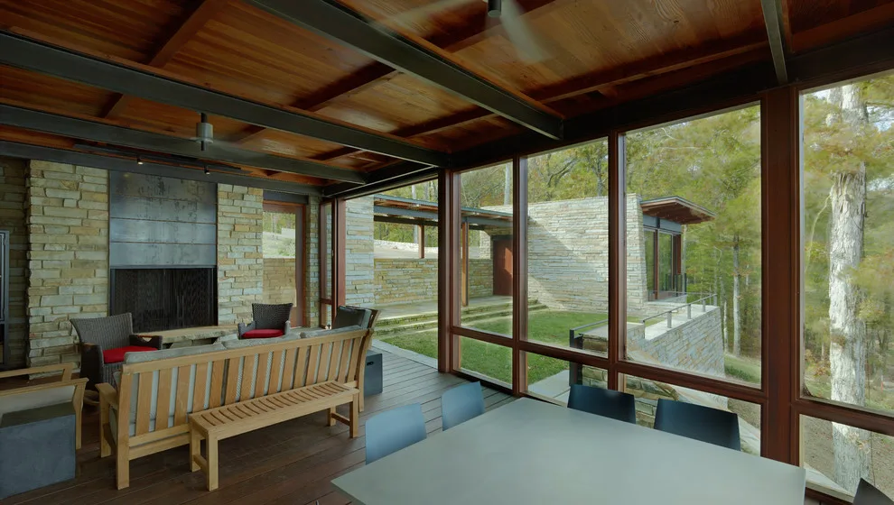 Contemporary Lakeside Home - Pickwick Lake, TN by John Harrison Jones, AIA Architect - Photo 4