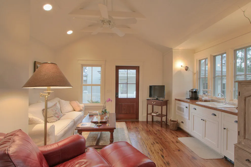 Vintage Oyster Haven by Allison Ramsey Architects - Photo 5