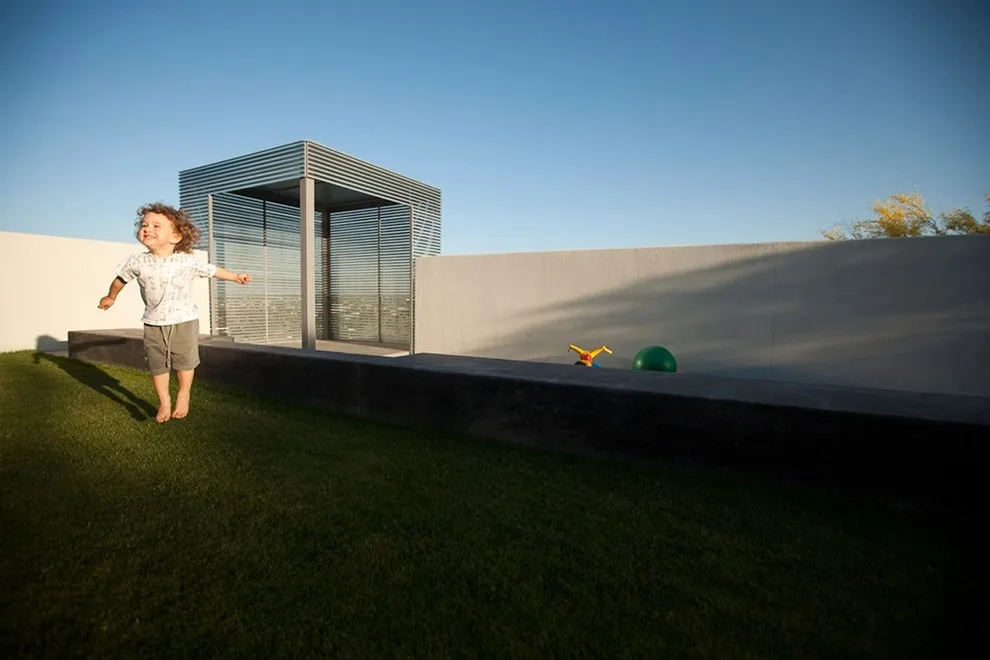 Winter Residence Play Area by Ibarra Rosano Design Architects - Photo 8