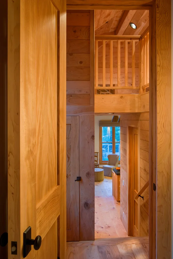 Ross Visitor Lodge by Dotter & Solfjeld Architecture + Design - Photo 7