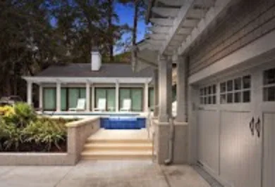 Six-bedroom home in Sea Pines by Pasco/Vienne Architecture - Photo 2