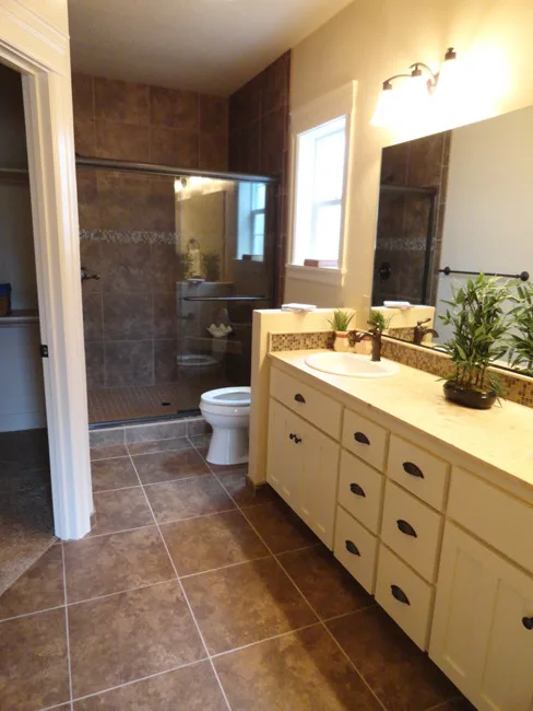 Shasta Model 30-866 by Associated Designs, Inc. - Photo 4