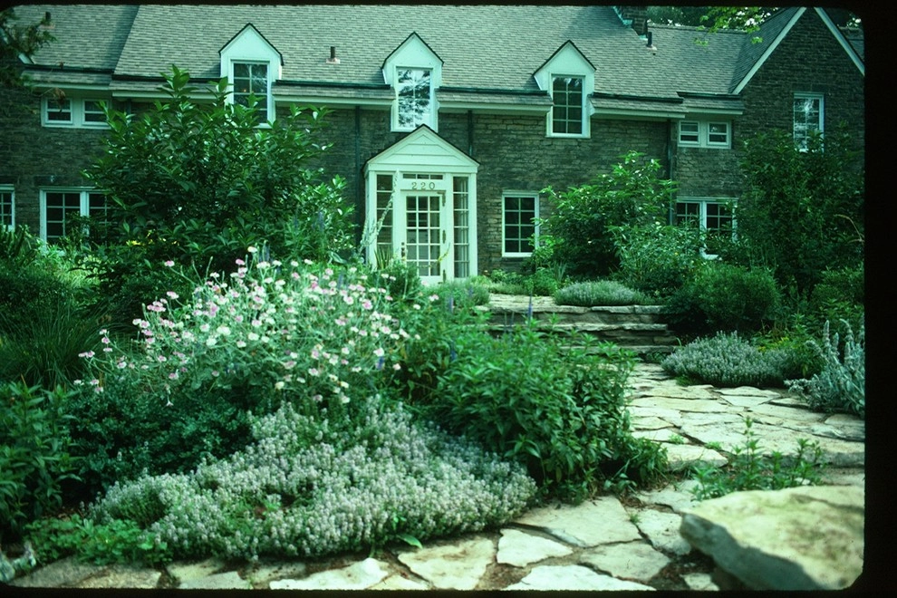 Land Architects, Inc. - Photo 8
