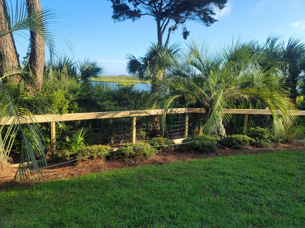 Living Fence by Charleston Creative Outdoor Solutions - Photo 2