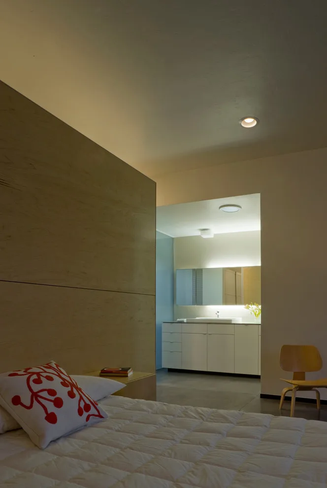The Six Enclosed Courtyard Homes by Ibarra Rosano Design Architects - Photo 3