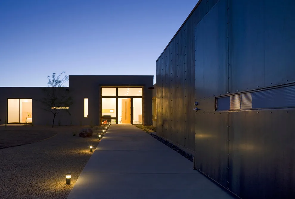 The Six Enclosed Courtyard Homes by Ibarra Rosano Design Architects - Photo 10