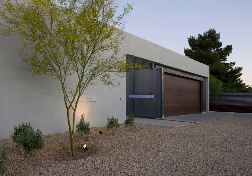 The Six Enclosed Courtyard Homes by Ibarra Rosano Design Architects - Photo 6