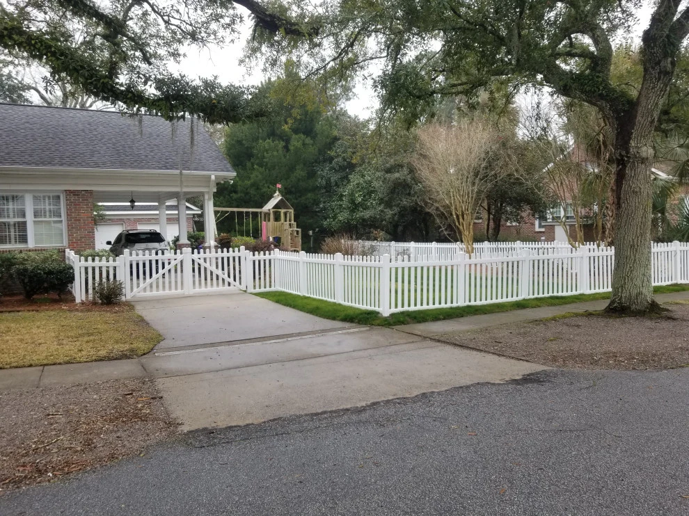 Vinyl Fence by Charleston Creative Outdoor Solutions - Photo 5