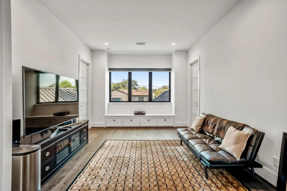 Upper Kirby Contemporary Soft Home by Design DCA - Photo 10