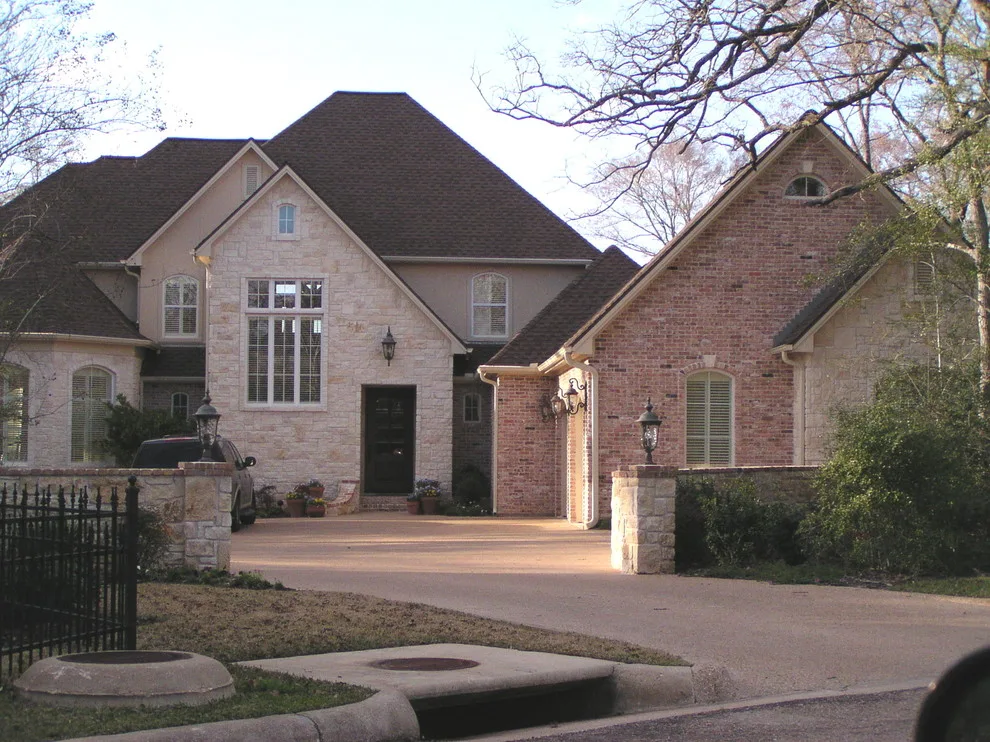 Diverse Previous Initiatives by T.G. I. Vaughn, Architect - Photo 2