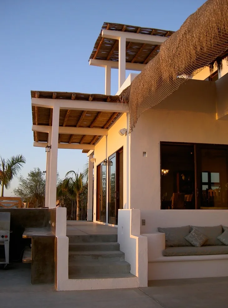 Villa The Window by Equinox Architecture LLC - Photo 4