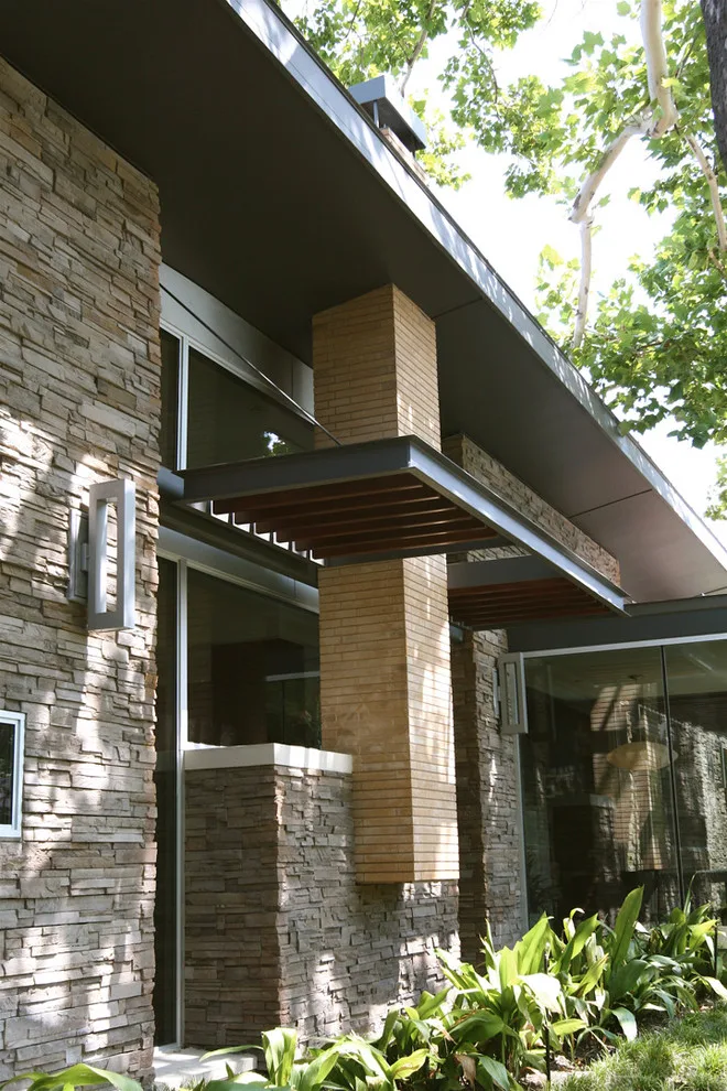 Watson Circle Home by Domiteaux Garza Architecture - Photo 3