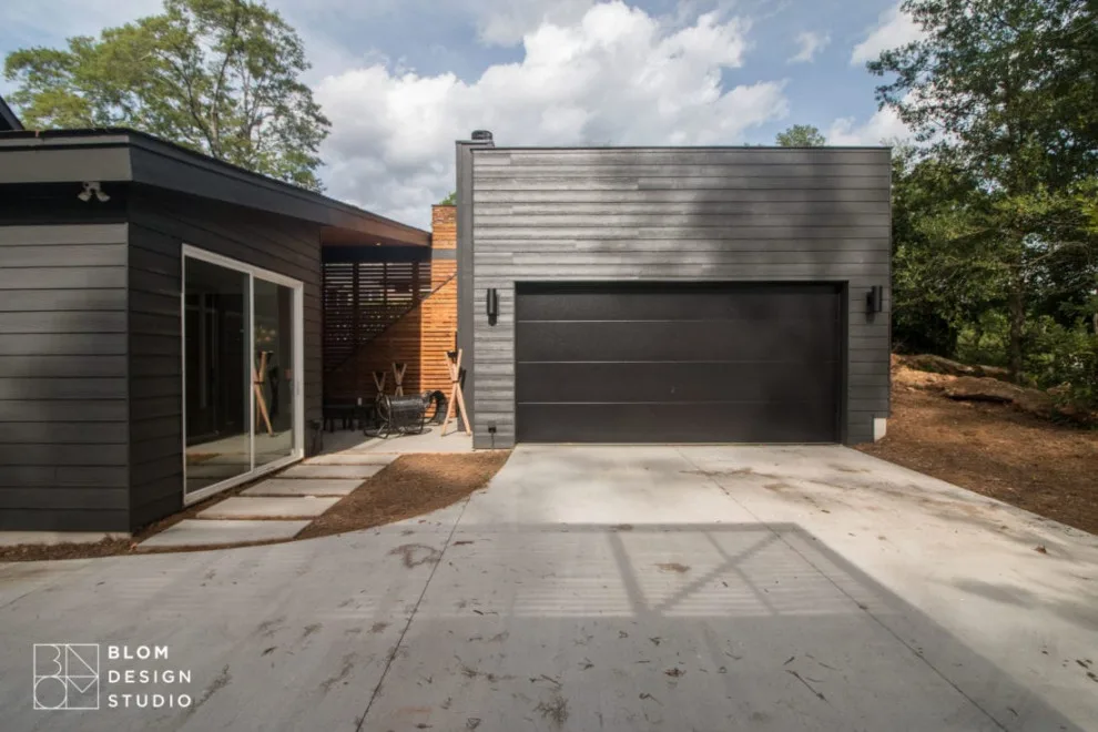 105 Traxler Street by BLOM Design Studio - Photo 2