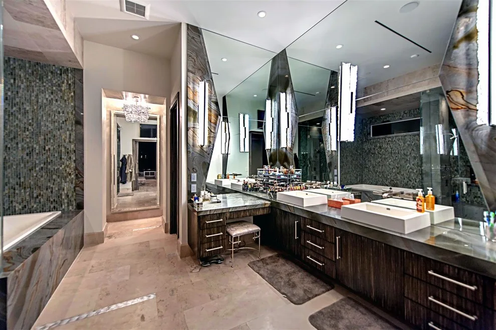12105_Residential Property by Pinnacle Architectural Studio - Photo 33