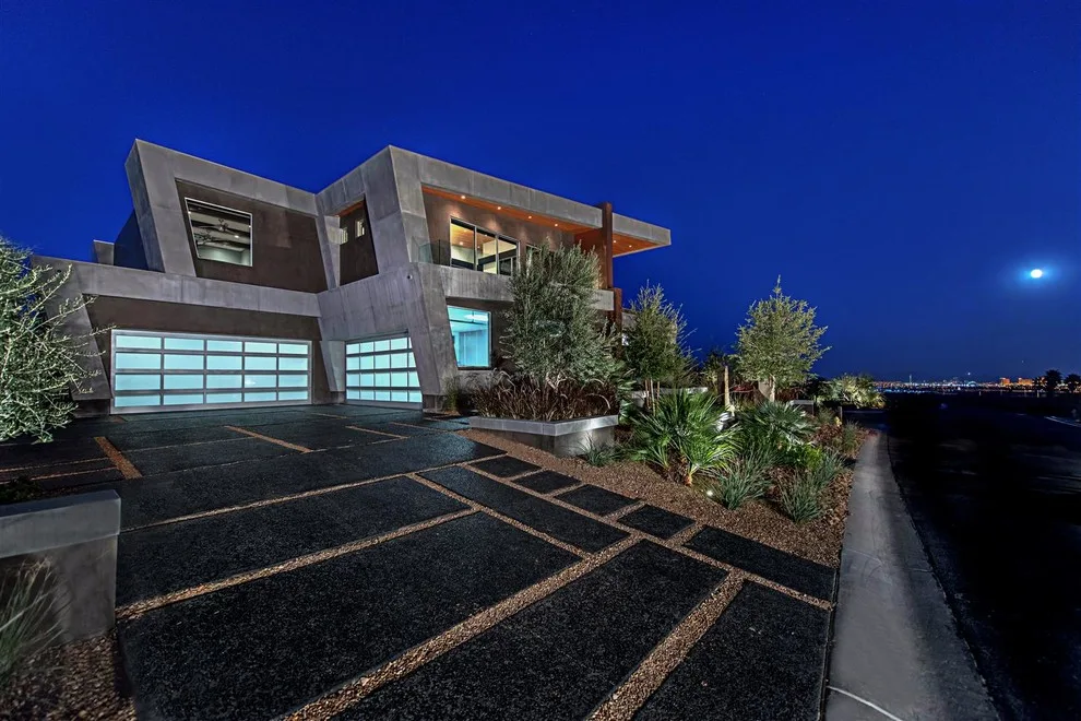 12105_Residential Property by Pinnacle Architectural Studio - Photo 27