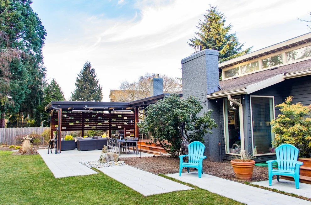 Bellevue Modern Outdoor Living by Urban Oasis Design & Construction LLC - Photo 7